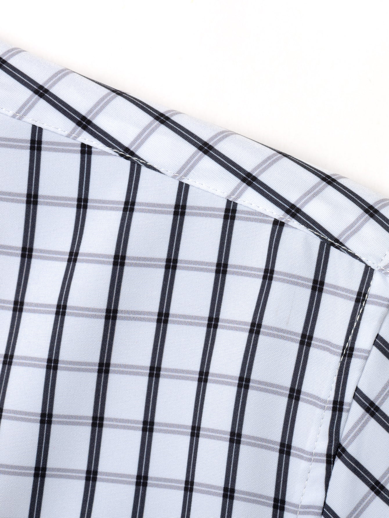 CAMICIA A MANICHE LUNGHE A QUADRI CON BOTTONI & PANTALONI SLIM FIT A GAMBA AFFUSOLATA