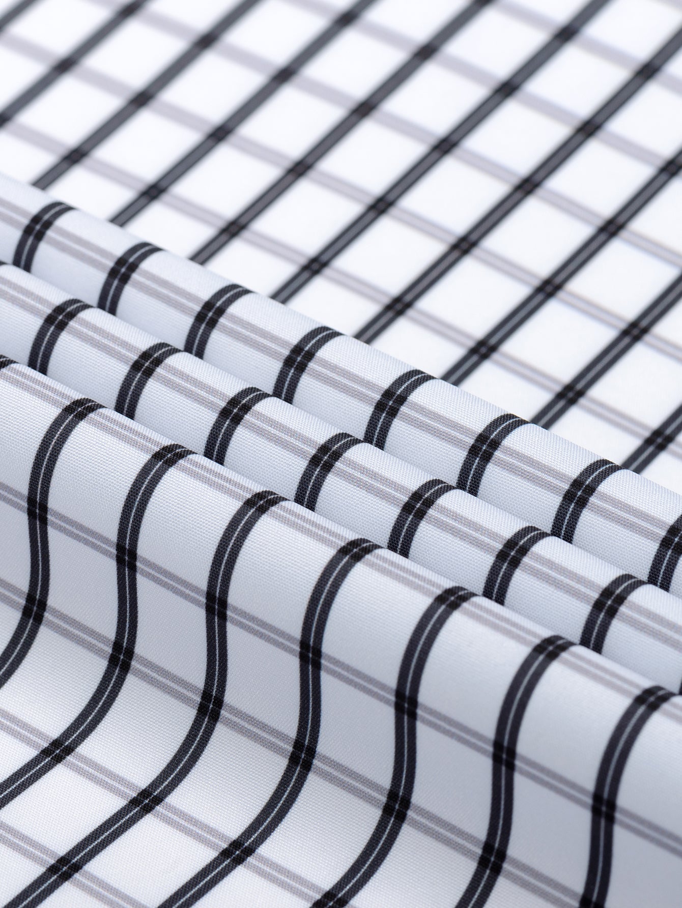 CAMICIA A MANICHE LUNGHE A QUADRI CON BOTTONI & PANTALONI SLIM FIT A GAMBA AFFUSOLATA