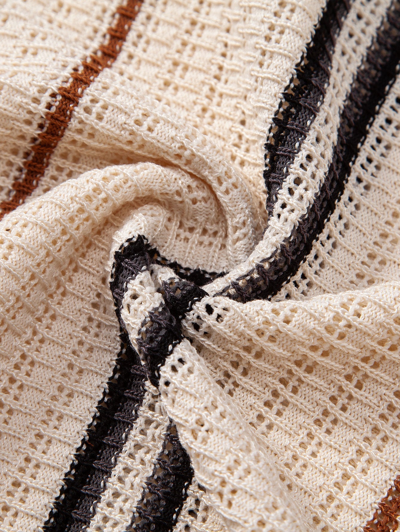 CAMICIA A RIGHE ALL'UNCINETTO CON BOTTONI & PANTALONI IN LINO CON GAMBA DRITTA