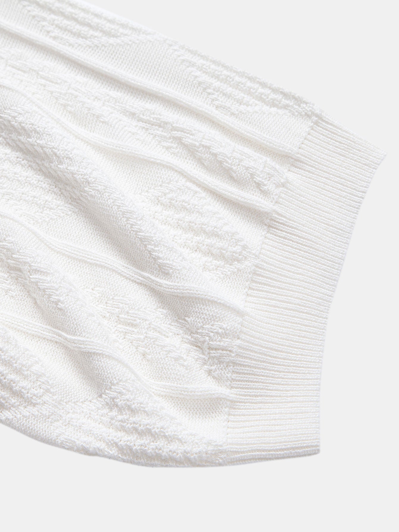 POLO IN JACQUARD GEOMETRICO & PANTALONI SLIM FIT AFFUSOLATI