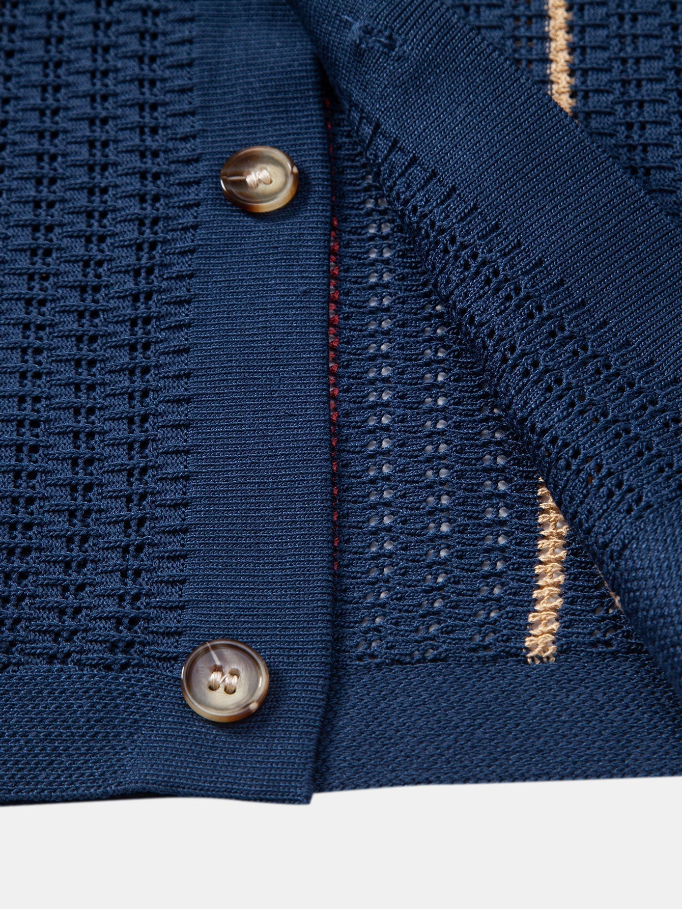 CAMICIA A RIGHE ALL'UNCINETTO CON BOTTONI & PANTALONI IN LINO CON GAMBA DRITTA