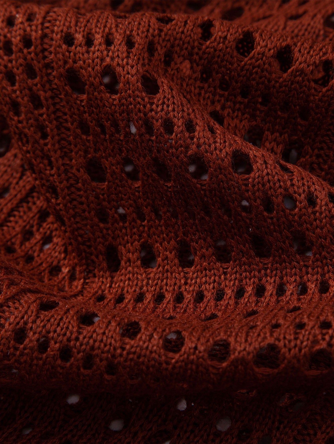 POLO A V IN CROCHET & PANTALONI IN LINO CON GAMBA DRITTA