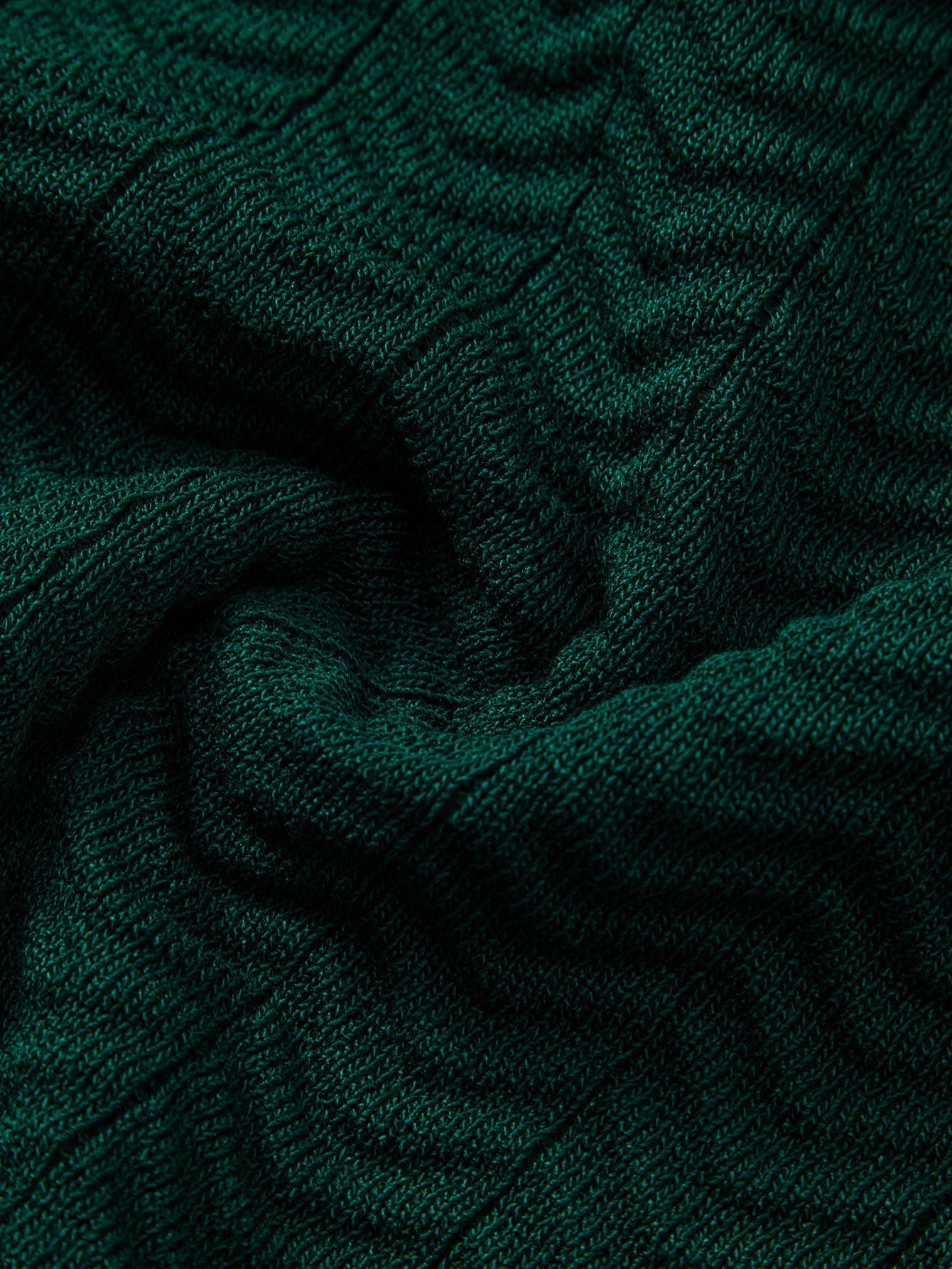 POLO A V IN MAGLIA CON CONTRASTO DI TEXTURE & PANTALONI SLIM FIT