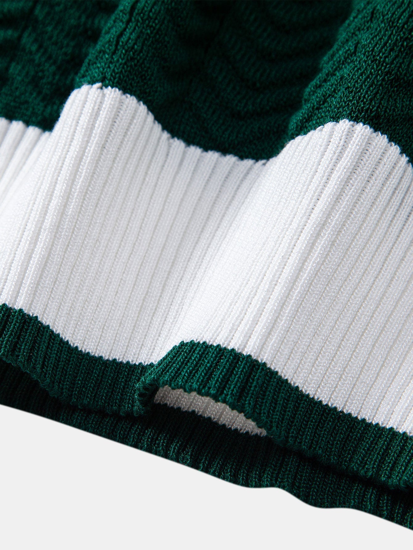 POLO A V IN MAGLIA CON CONTRASTO DI TEXTURE