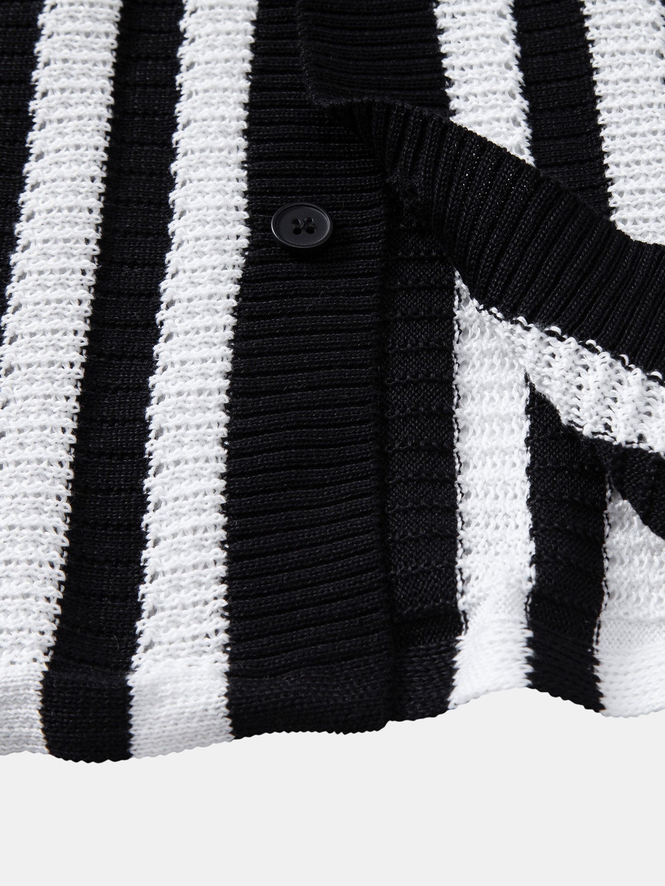 CAMICIA CON SPALLE SCHESE E RIGHE ALL'UNCINETTO & PANTALONI IN LINO CON GAMBA DRITTA