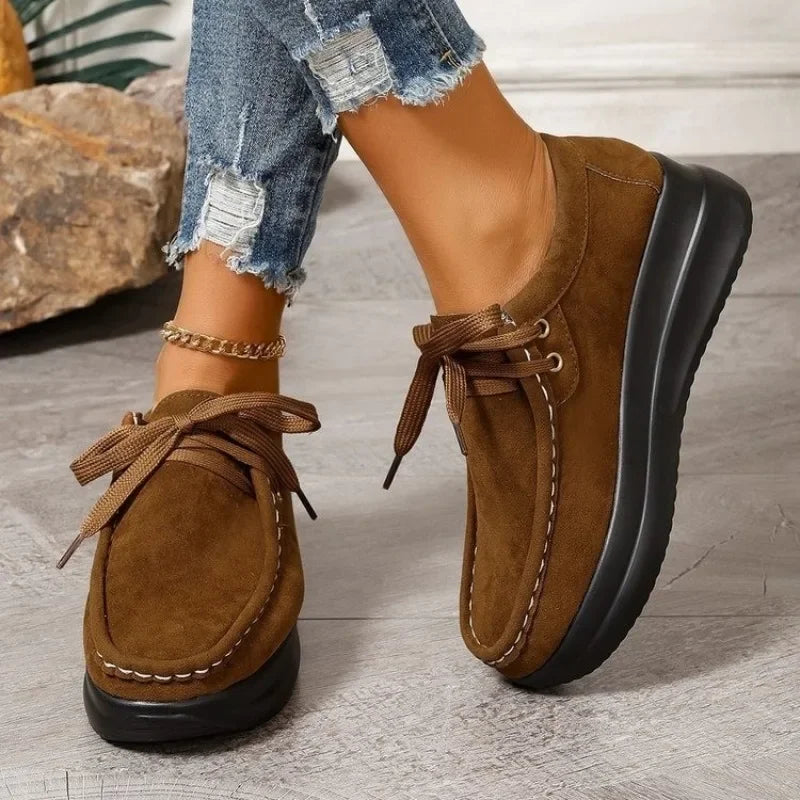 Tonja | Scarpe in Camoscio con Lacci