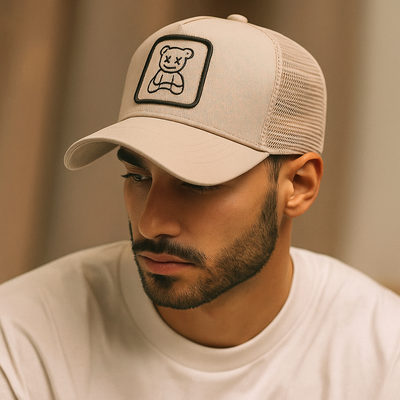 ROSSI ROMA | CAPPELLINO TRUCKER CON ORSETTO DI PELUCHE